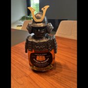 Nikka whisky gold & gold, samurai limited edition