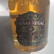 Partij Chivas Regal 12 jaar oude blended whisky, miniflesjes 5 cl.