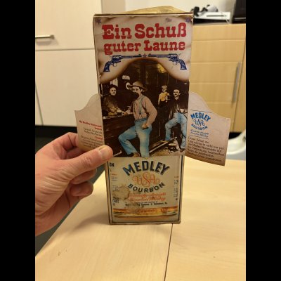 Kentucky straight bourbon whiskey 